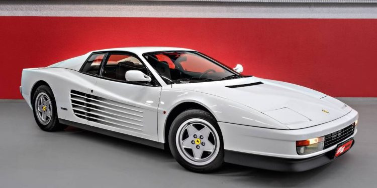 Ferrari Testarossa revolucionou com motor da F1 e já se tornou clássico
